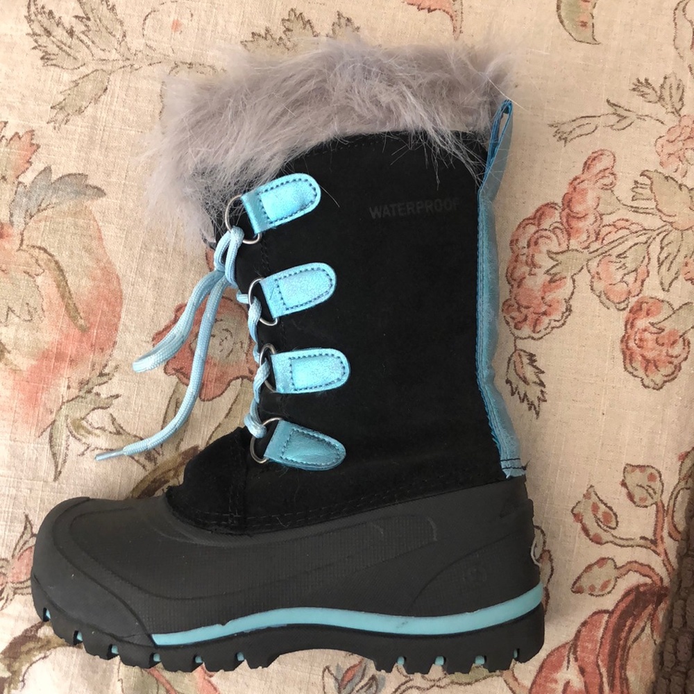 Kids snow boots